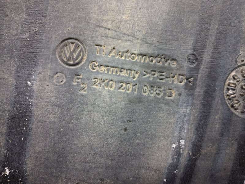 Бак топливный пластик Volkswagen Caddy 2K 1.9 DIESEL BJB 2003 (б/у) Київ - зображення 7