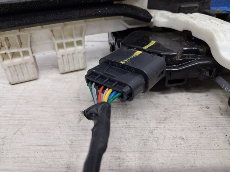 Замок двери передний правый Kia Sportage QL 1.7 DIESEL D4FD 2015 (б/у) Київ - зображення 4