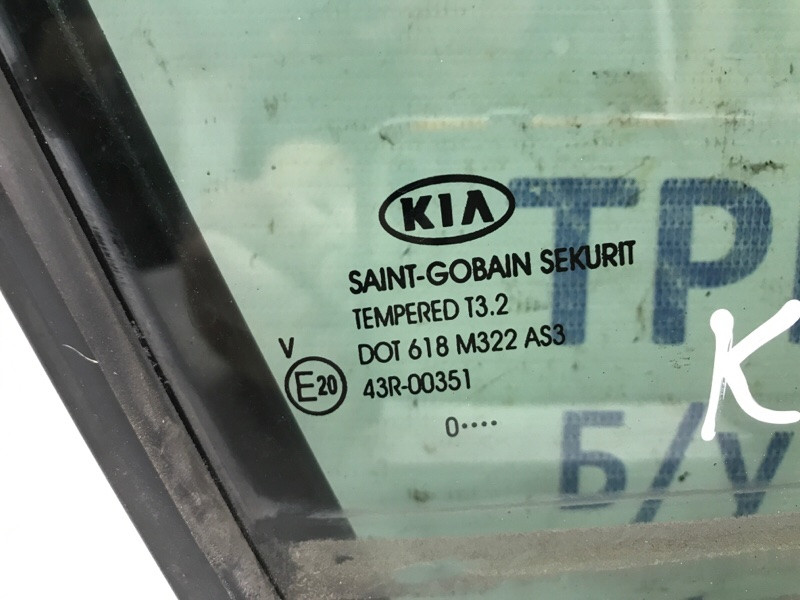 Стекло двери задней правой (форточка) Kia Sportage 2010-2016 834273U010A (Арт. 58460) Київ - зображення 2