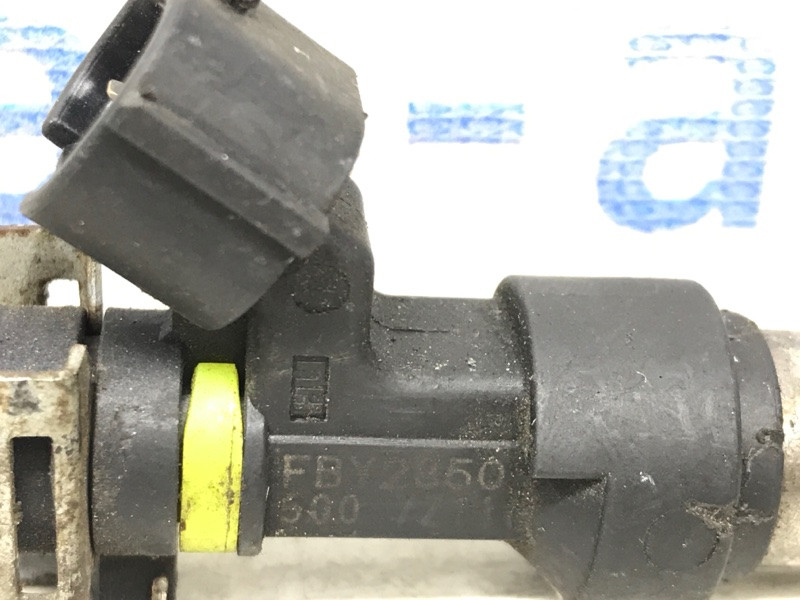 Форсунка топливная Nissan Qashqai J10 2.0 БЕНЗИН MR20DE 2006 (б/у) Київ - зображення 2