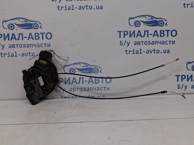 Замок двери задний левый Mazda 3 BK 1.6 БЕНЗИН Z6 2003 (б/у) Киев - изображение 1