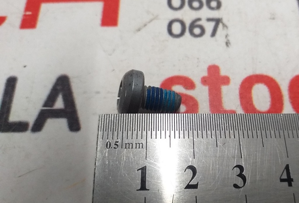 Болт FASTENER SCREW TORX30 M6-1.00X10MM Tesla model X 1006772-00-A Киев - изображение 1