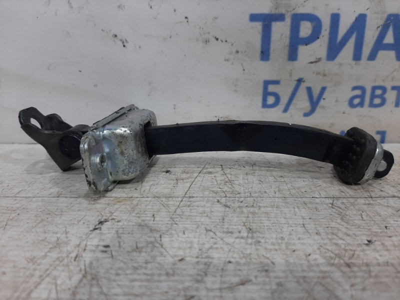 Ограничитель двери задний правый Chevrolet Captiva C140 2.2 ДИЗЕЛЬ 2006 (б/у) Київ - зображення 1