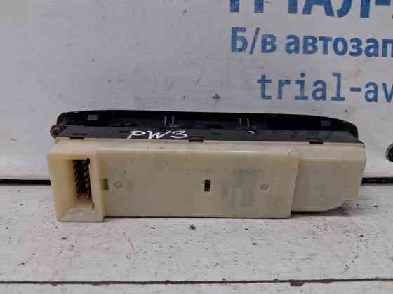 Блок управления стеклоподъемниками Mitsubishi Pajero Wagon 3 3.2 ДИЗЕЛЬ 4M41 1999 (б/у) Київ