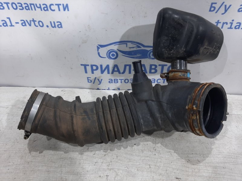 Патрубок воздушного фильтра Toyota RAV 4 A30 2.0 БЕНЗИН 1AZFE 2005 (б/у) Київ - зображення 2