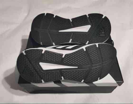 Нові оригінальні чоловічі кросівки Adidas Galaxy 6 M Київ