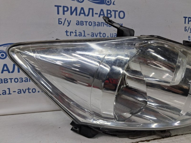 Фара правая галоген Toyota Auris E150 1.6 БЕНЗИН 1ZRFAE 2006 (б/у) Киев - изображение 3