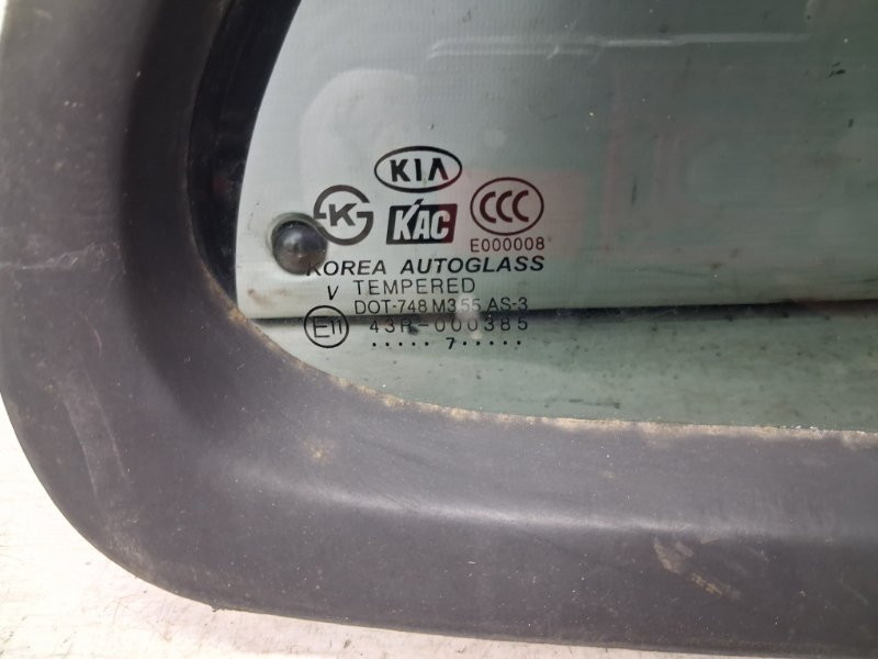 Стекло двери задней правой (форточка) Kia Sorento 2002-2011 835713E030 (Арт. 69326) Киев - изображение 3