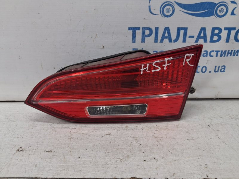 Фонарь задний внутренний правый Hyundai Santa fe 2012-2019 924064Z000 (Арт. 71713) Киев - изображение 1