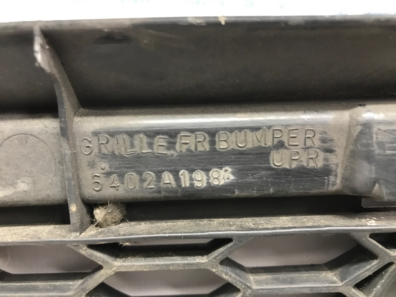 Решетка радиатора Mitsubishi Outlander XL 2.2 DIESEL 4N14 2007 (б/у) Киев - изображение 6