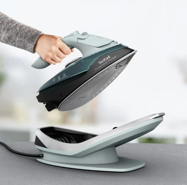 Утюг Tefal Freemove Power FV6670E0 2600 Вт эвкалиптовый Київ - зображення 4