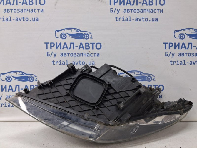 Фара правая галоген Renault Megane 3 1.5 DIESEL K9K 2008 (б/у) Киев - изображение 8