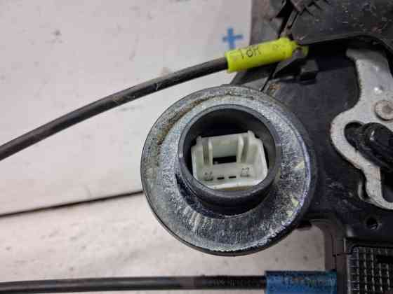 Замок двери задний правый Toyota Avensis 2002-2010 6905002102 (Арт. 71275) Київ