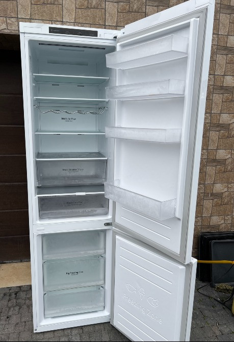 2024рік Холодильник з морозілкою LG GBB62SWGFN ідеальний No Frost білий Бережани - зображення 2
