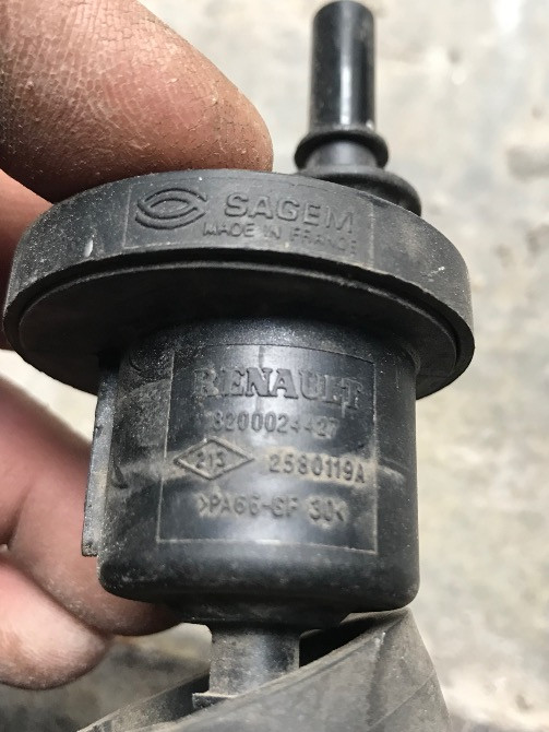 Бу клапан абсорбера Renault 8200024427 2580119A Megane Scenic Laguna Кропивницький - зображення 1