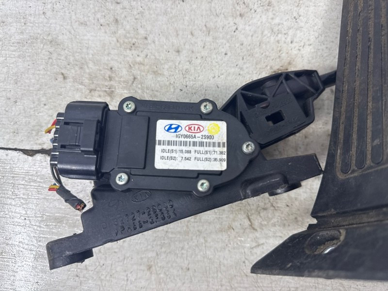 Педаль газа Hyundai IX35 LM 1.7 DIESEL D4FD 2009 (б/у) Київ - зображення 5