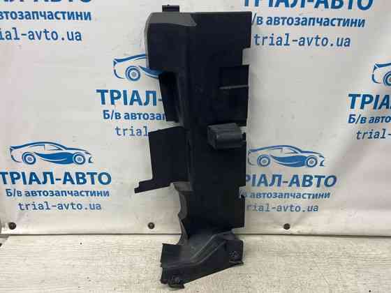 Дефлектор радиатора правый Jeep Cherokee KL 2.4 БЕНЗИН ED6 2013 (б/у) Киев