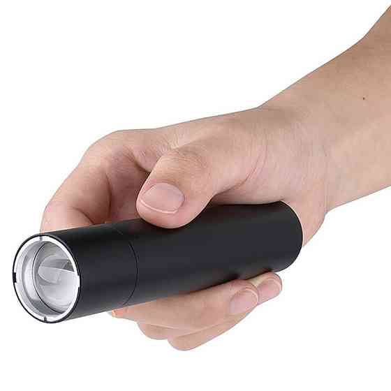 Фонарик светодиодный (LED) ZOOM (+функция Powerbank)  PROTESTER PRO-FL0220S Харків