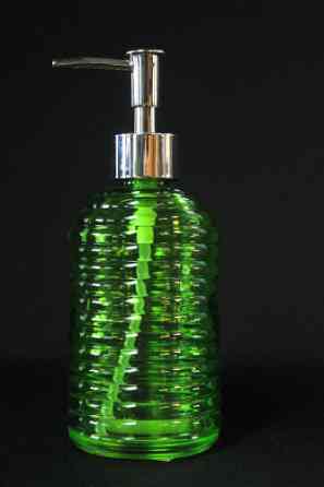 Дозатор для рідкого мила SNT 888-23-green 400 мл зелений Київ