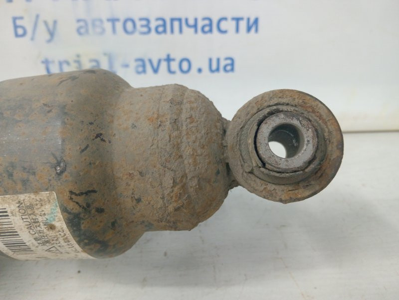 Амортизатор задний Subaru Forester SJ 2.0 DIESEL EE20Z 2012 (б/у) Київ - зображення 4