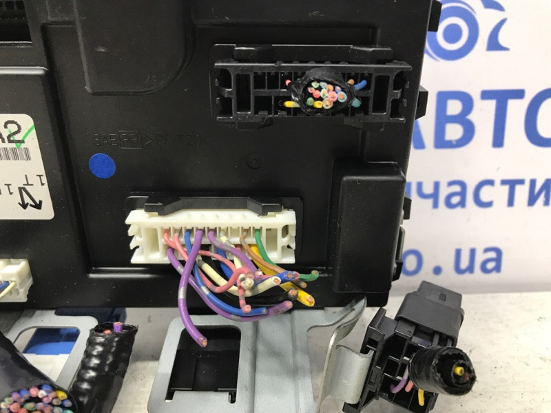 Блок комфорта Nissan Juke F15 1.6 TURBO MR16DDT 2010 (б/у) Киев - изображение 3