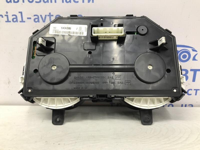 Приборная панель Nissan Juke F15 1.6 TURBO MR16DDT 2010 (б/у) Киев - изображение 4