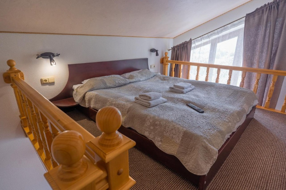 Продається готель у серці Карпат зі СПА та критим басейном Яремче - изображение 9