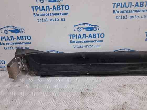 Накладка порога внешняя правая Mitsubishi Pajero Wagon 1999-2006 MN117300XB (Арт. 75739) Київ