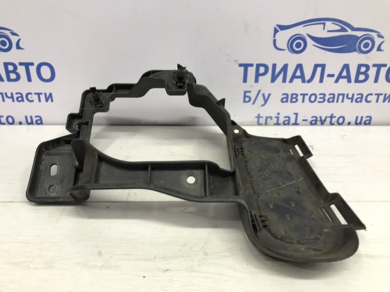 Кронштейн бампера передний левый Mitsubishi ASX GA 1.8 DIESEL 4N13 2010 (б/у) Київ - зображення 3