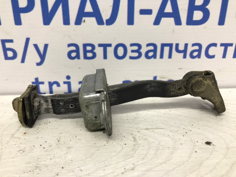 Ограничитель двери передний правый Nissan Pathfinder R51 2.5 DIESEL YD25DDTI 2004 (б/у) Київ - зображення 1