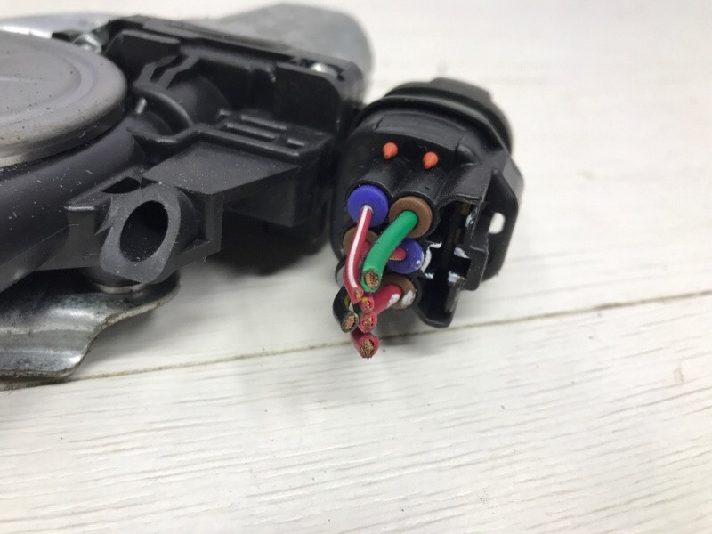 Стеклоподъемник Mitsubishi L200 KB 2.5 ДИЗЕЛЬ 4D56U 2006 задн. (б/у) Київ - зображення 3