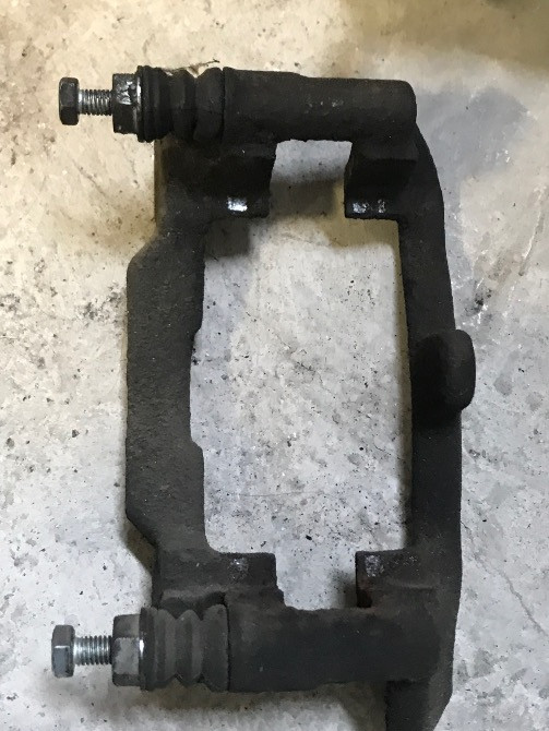 Бу скоба суппорта переднего Renault Laguna 1, 7701035895 Кропивницкий - изображение 1