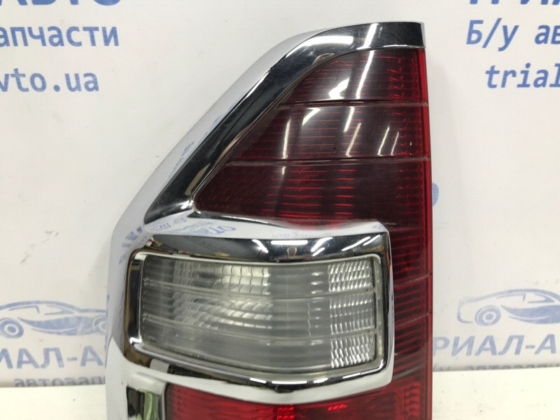 Фонарь задний внешний левый Mitsubishi Pajero Wagon 3 3.2 ДИЗЕЛЬ 4M41 1999 (б/у) Киев - изображение 2