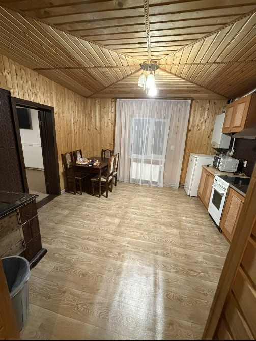 Триповерховий мансардний будинок в Яремче 240 м² Яремче - зображення 9