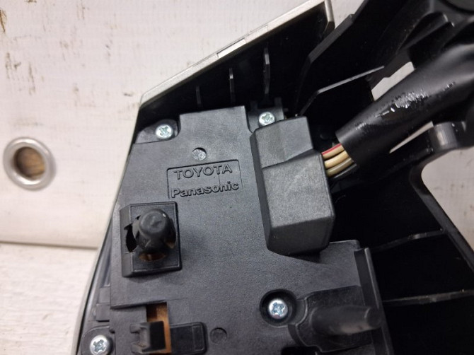 Кнопки руля Toyota Auris 2006-2012 8425002050 (Арт. 64042) Киев - изображение 5