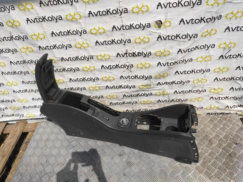 Подлокотник Renault Megane III 2009-2016 (969100026R) Ковель - зображення 3