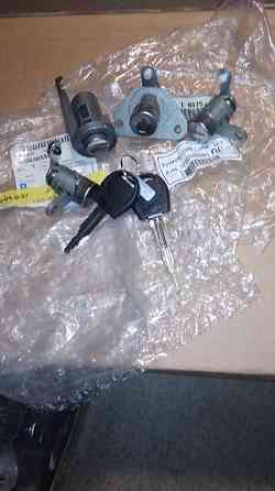 Комплект личинок замков AVEO T200 Дніпро