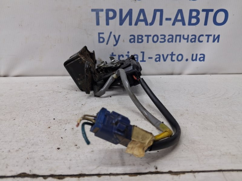 Замок крышки багажника Toyota Avensis T25 2.2 DIESEL 2ADFTV 2002 (б/у) Київ - зображення 3