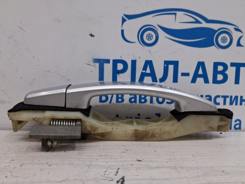 Ручка двери внешняя передняя левая Chevrolet Captiva C140 2.2 DIESEL Z22D1 2006 (б/у) Київ - зображення 2