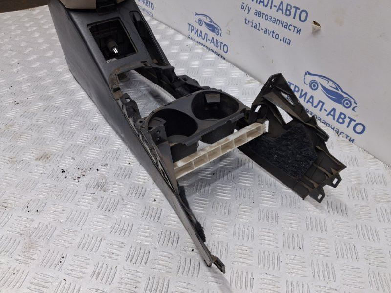 Подлокотник Toyota RAV 4 A30 2.0 БЕНЗИН 1AZFE 2005 (б/у) Київ - зображення 4