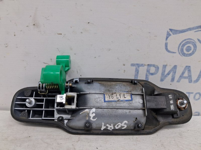 Ручка двери внешняя задняя левая Kia Sorento BL 2.5 DIESEL D4CB 2002 (б/у) Киев - изображение 3