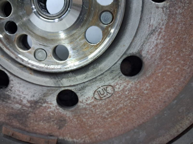 Маховик Kia Sorento BL 2.5 DIESEL D4CB 2002 (б/у) Київ - зображення 2