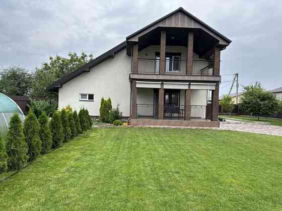 Продам власний будинок с.Святопетрівське 200кв на 8сот.землі Белогородка