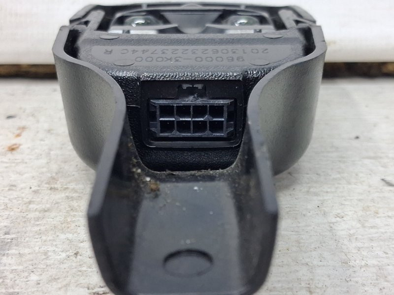 Датчик дождя Hyundai IX35 LM 1.7 DIESEL D4FD 2009 (б/у) Киев - изображение 3