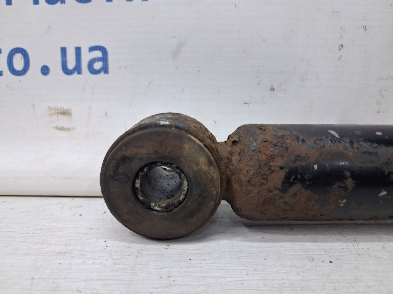 Амортизатор задний Nissan Navara D40 2.5 DIESEL YD25DDTI 2004 (б/у) Киев - изображение 2