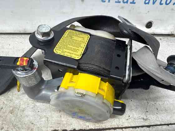 Ремень безопасности передний правый Hyundai IX35 LM 1.7 DIESEL D4FD 2009 (б/у) Київ