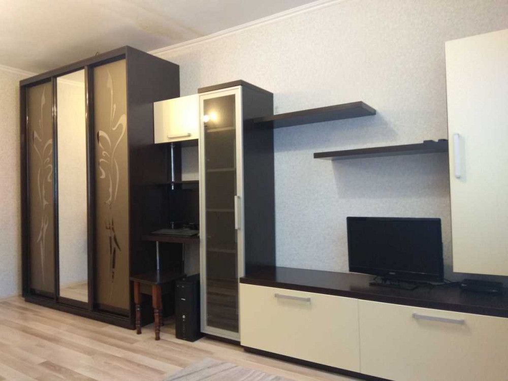 долгосрочная аренда 1-к квартира Киев, Шевченковский, 11000 грн./мес. Киев - изображение 1