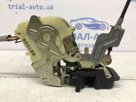 Замок двери передний правый Kia Sorento BL 2.5 DIESEL D4CB 2002 (б/у) Київ