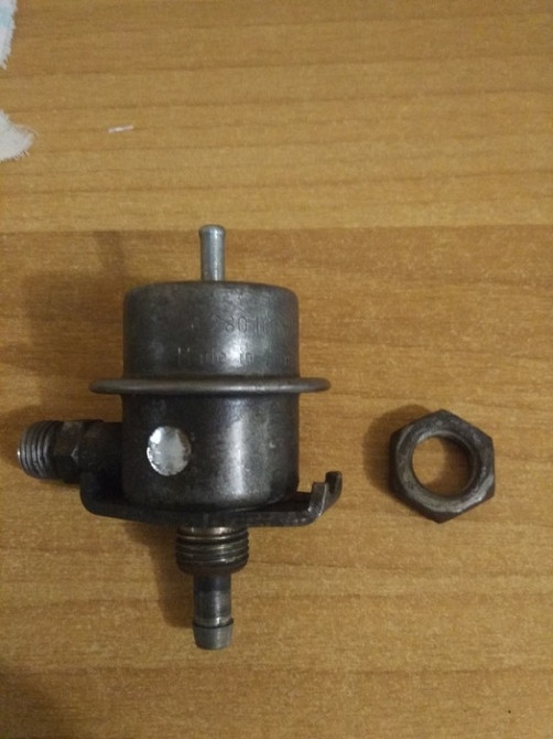 Регулятор тиску палива в паливній рейці 0280160216 Bosch Форд Винница - изображение 1