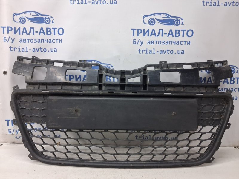 Решетка бампера центральная Hyundai I30 FD 1.6 БЕНЗИН G4FC 2007 (б/у) Київ - зображення 1